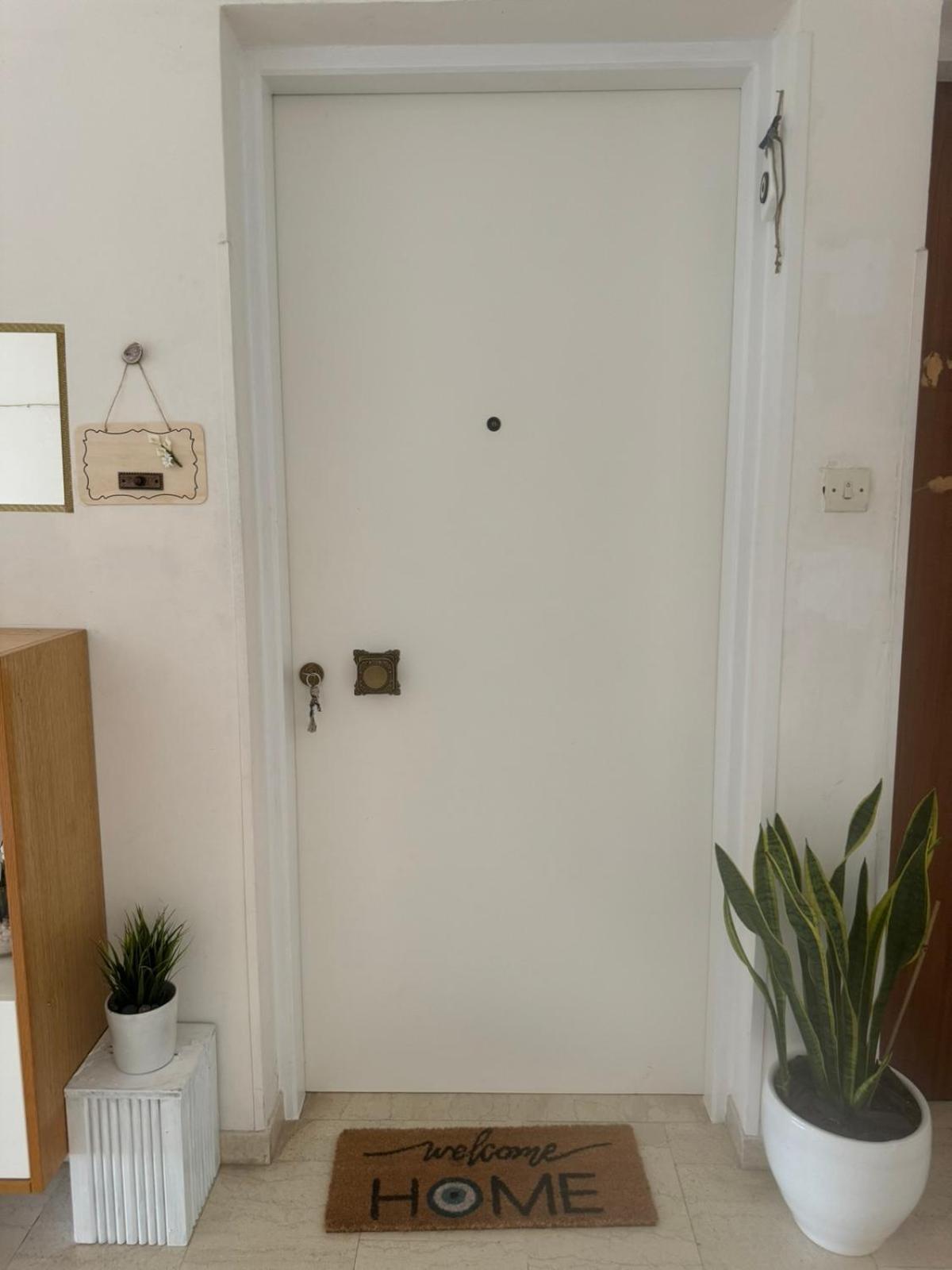 Apartment Limani *